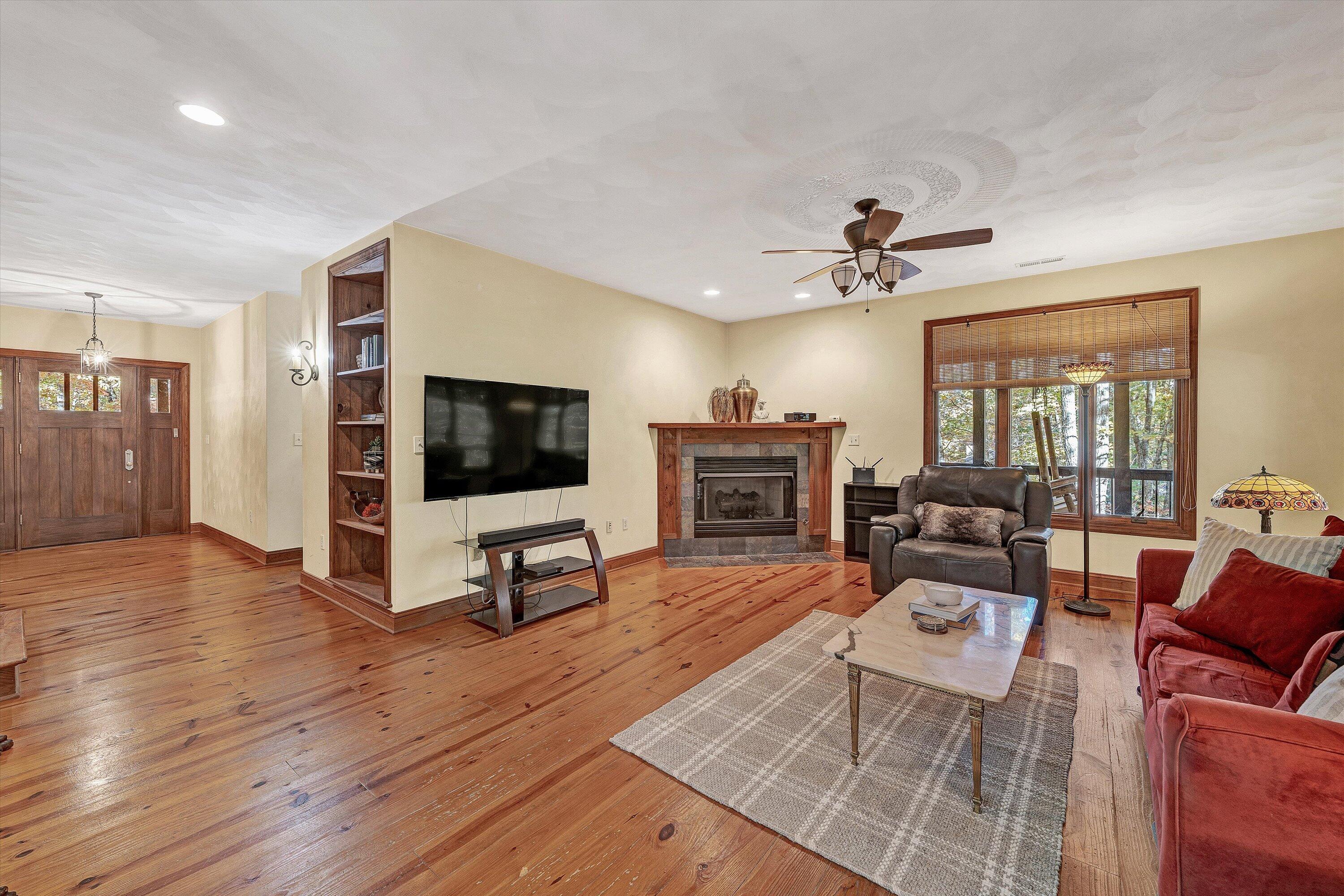 30 Boulder Point DR