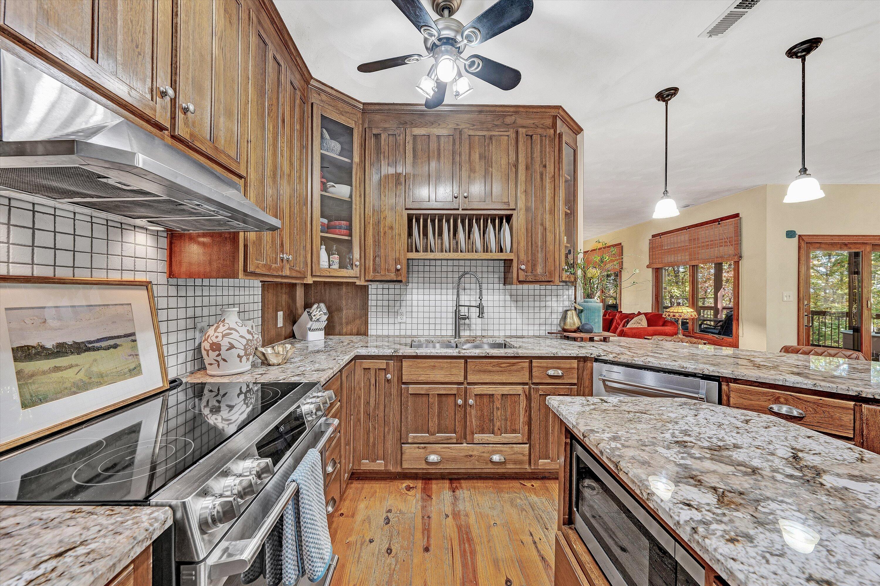30 Boulder Point DR