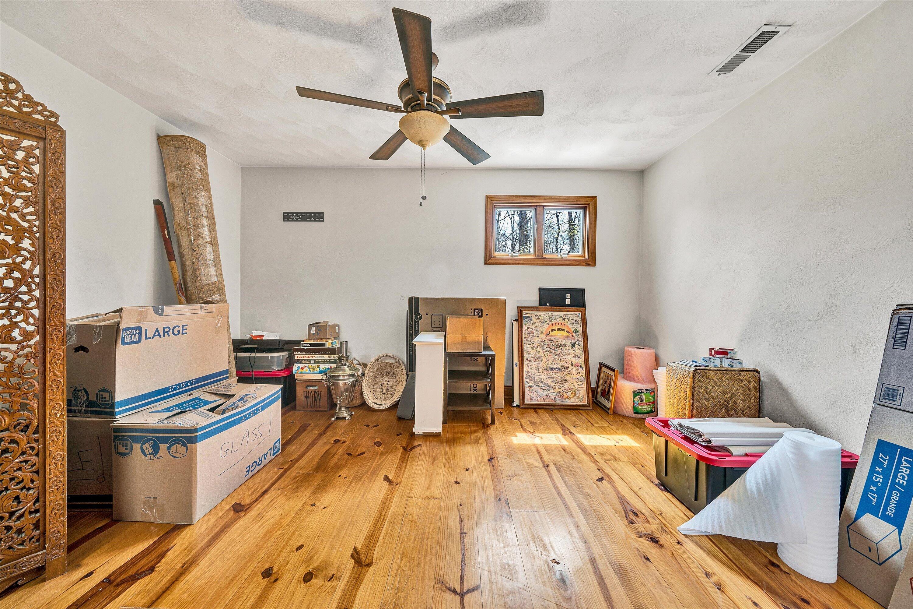30 Boulder Point DR