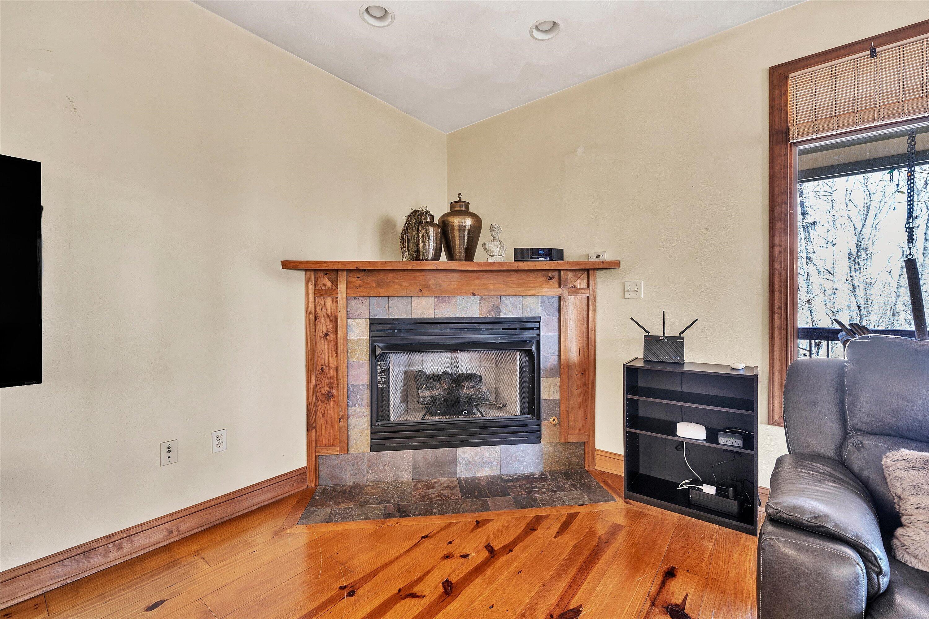 30 Boulder Point DR