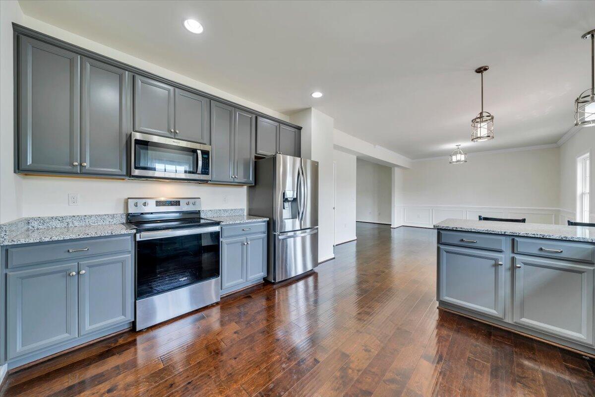 4936 Warrior DR