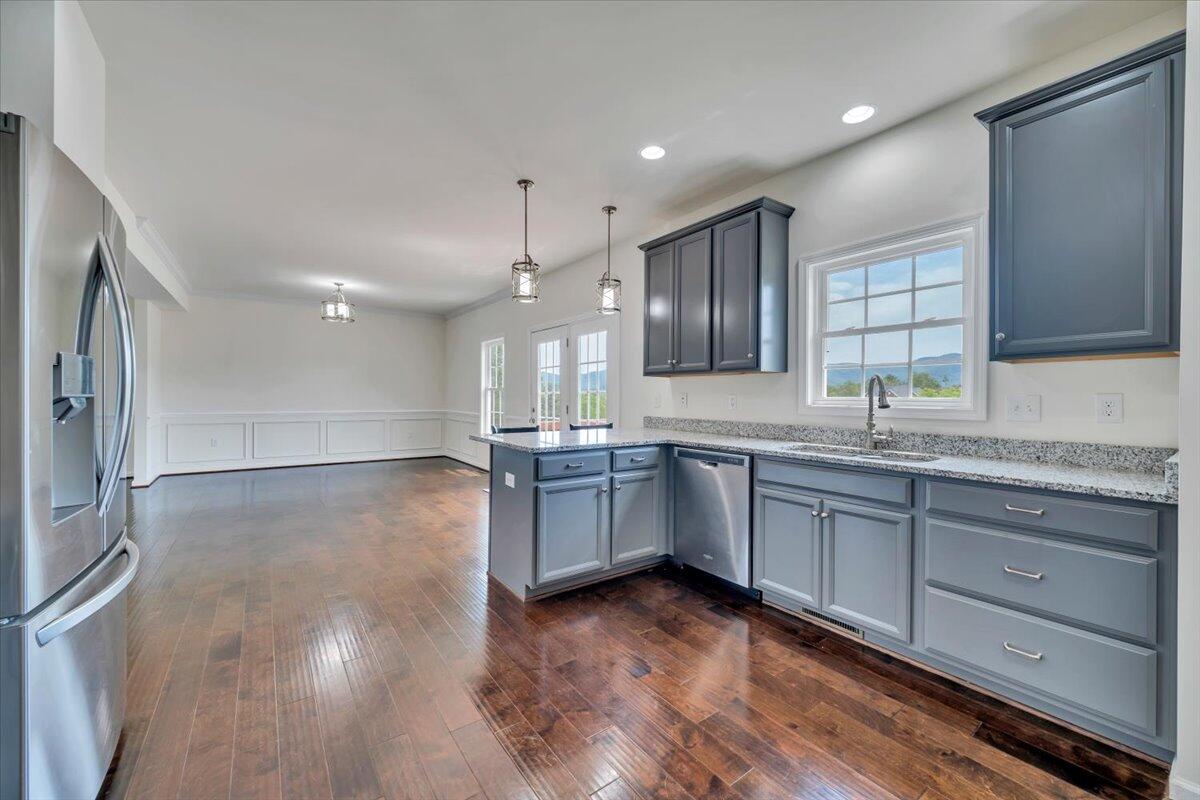 4936 Warrior DR