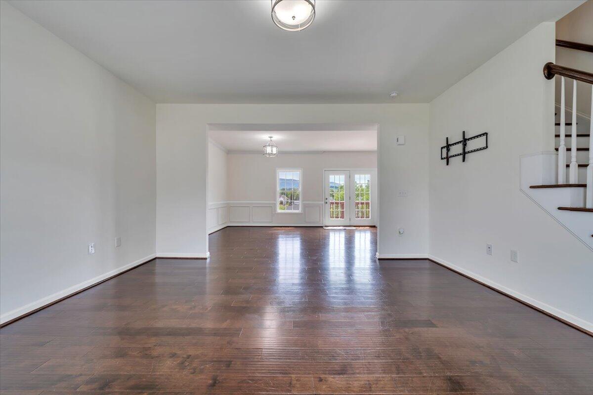 4936 Warrior DR