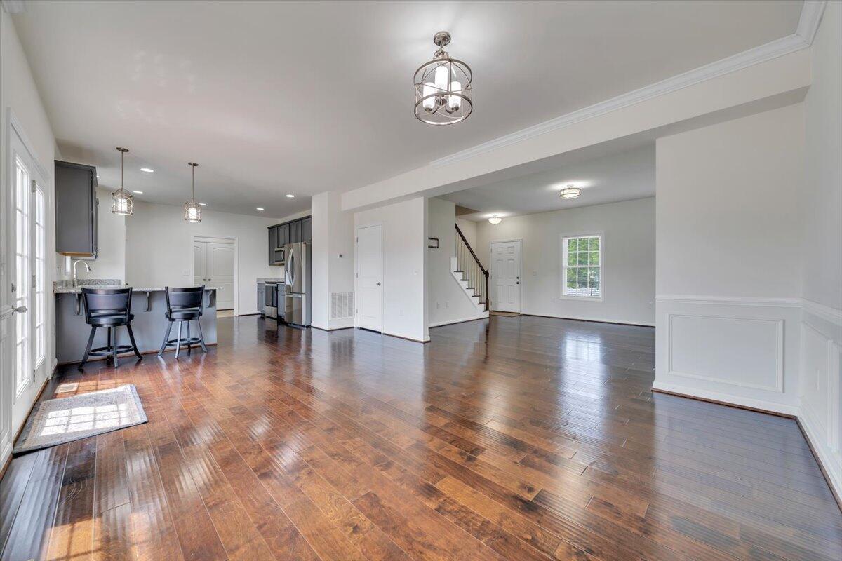 4936 Warrior DR