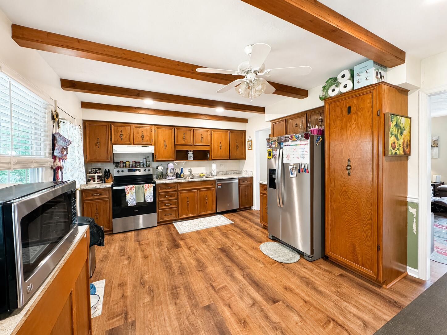 5225 Foxtail LN