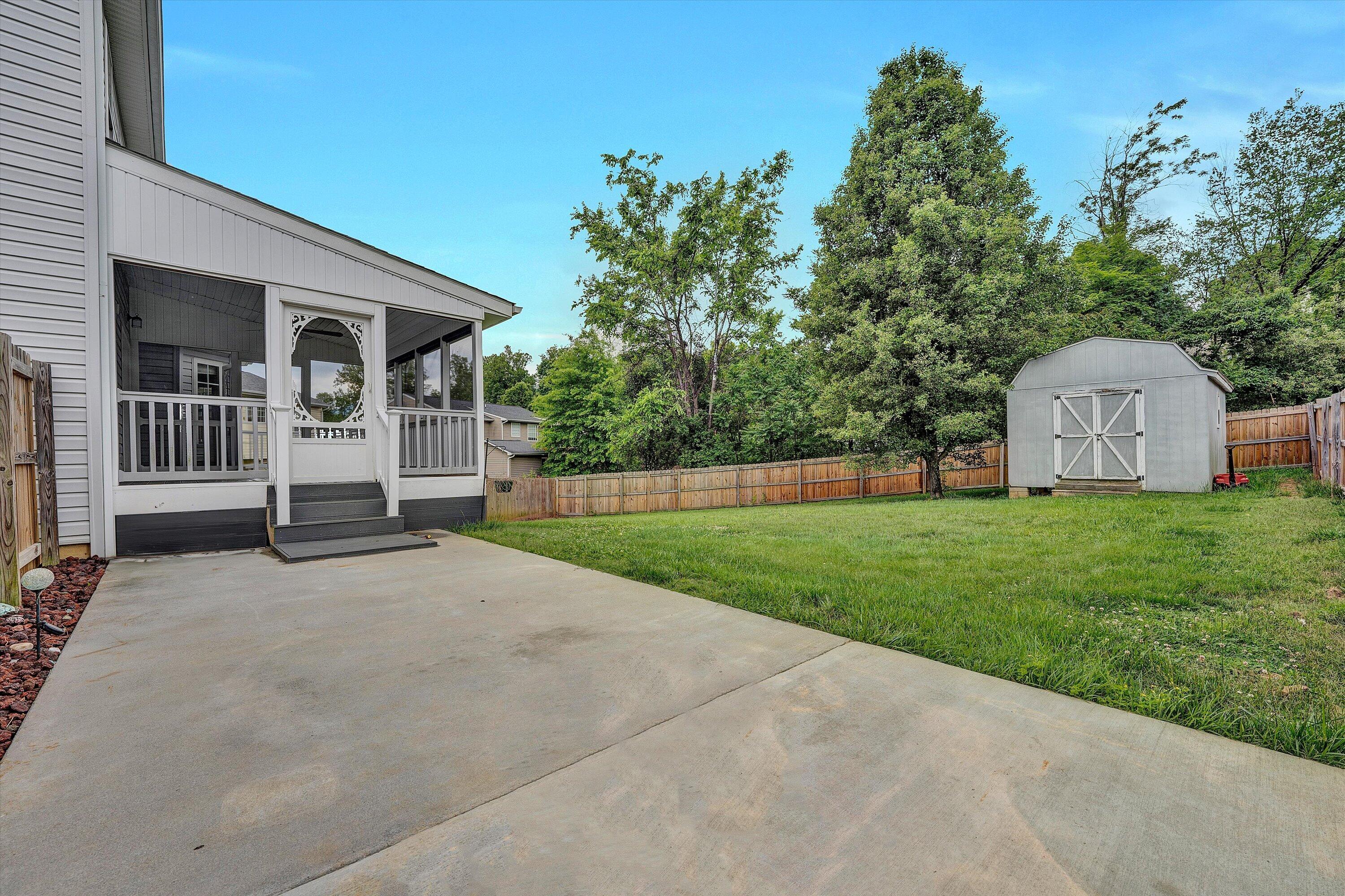 4513 Lomond CIR