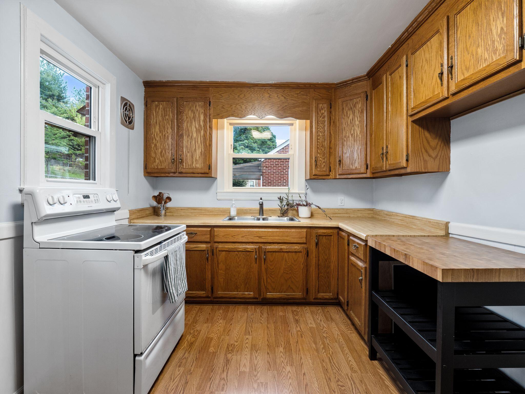2421 Brandon AVE SW