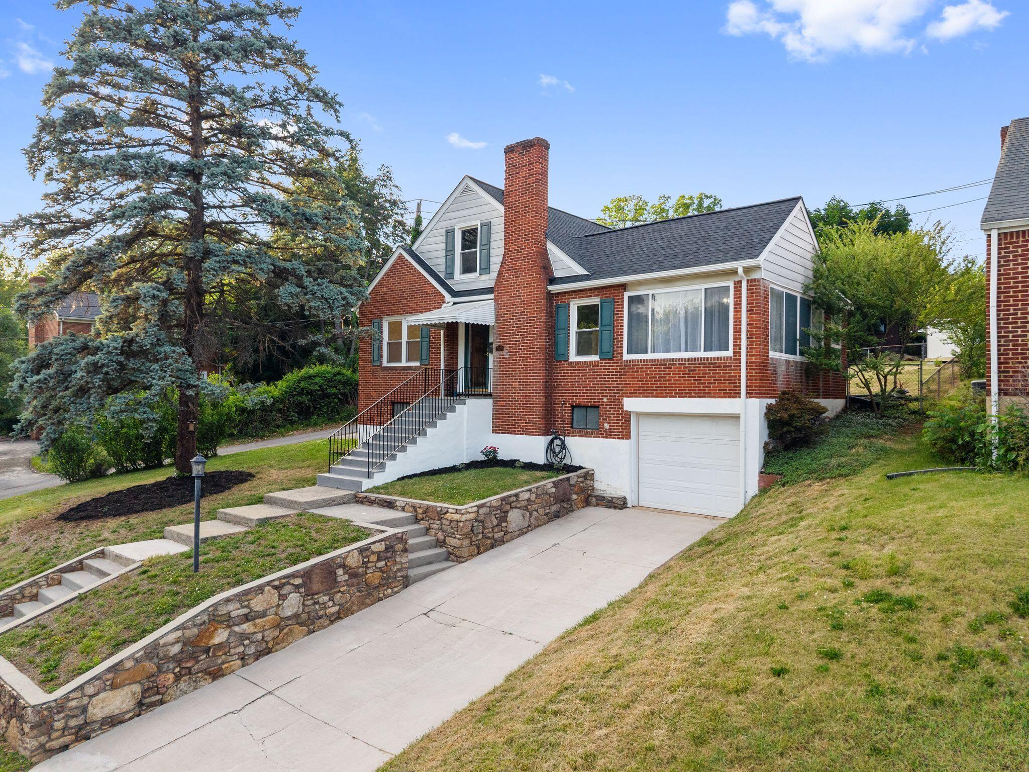 2421 Brandon AVE SW