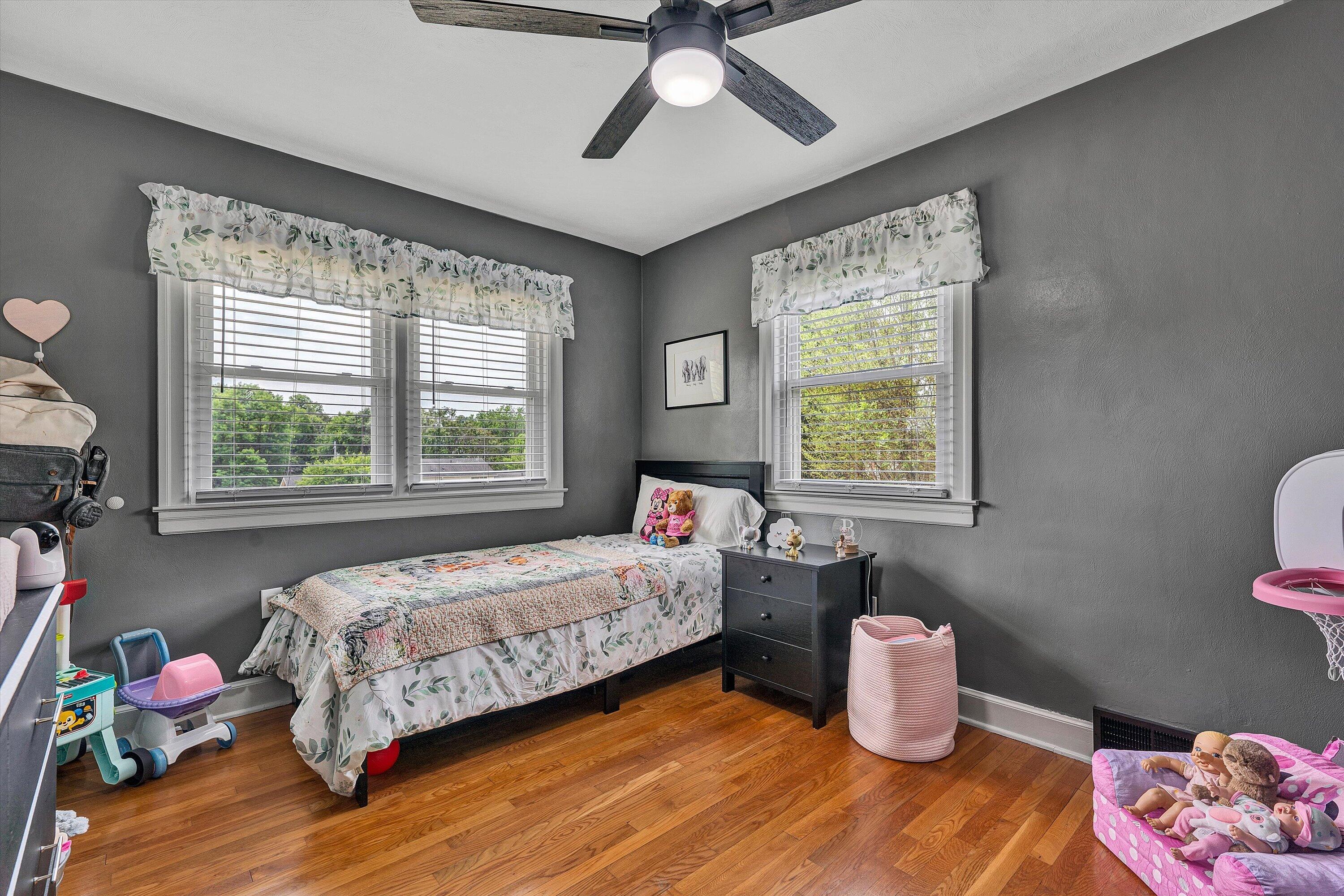 90 Ann Sink ST