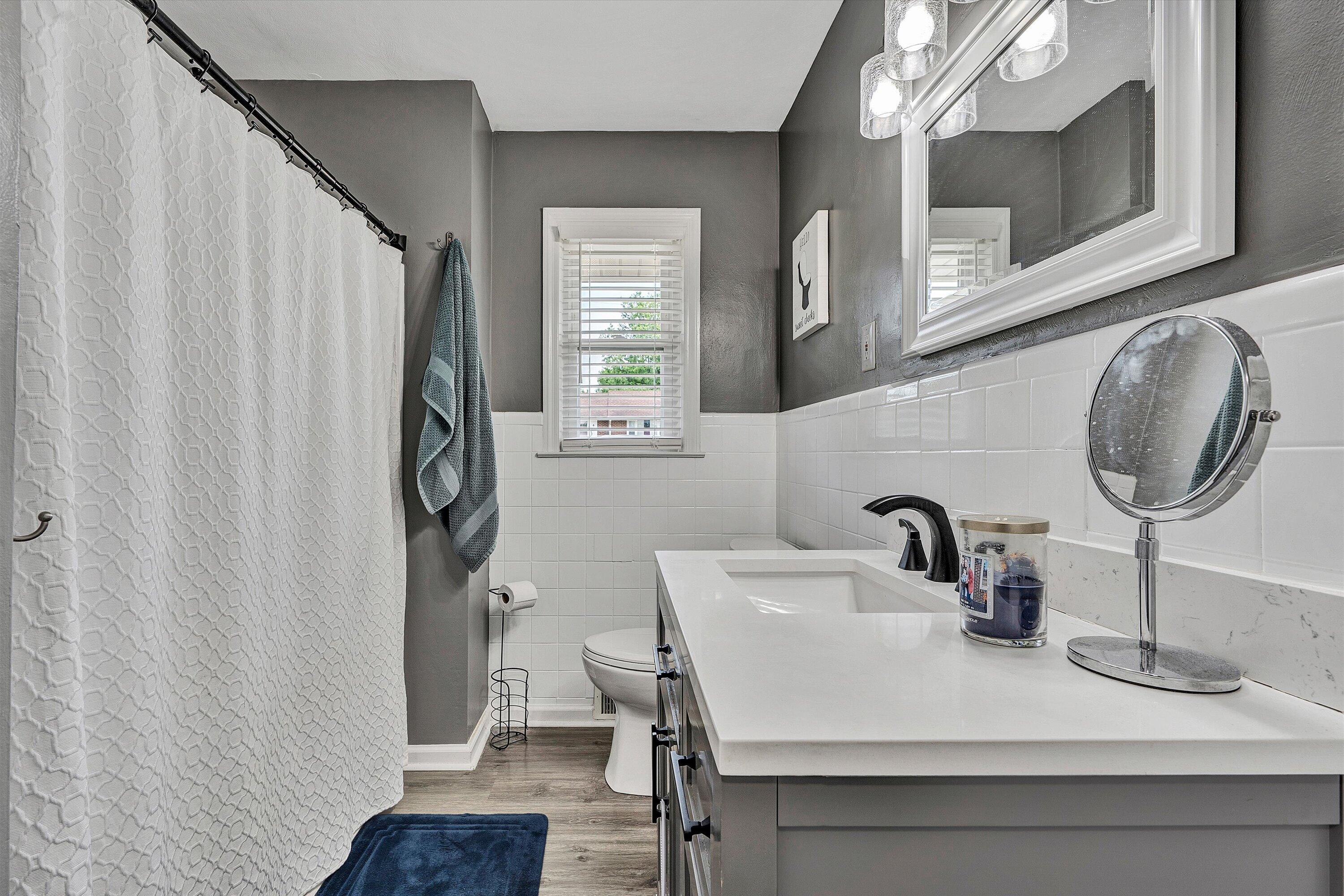 90 Ann Sink ST