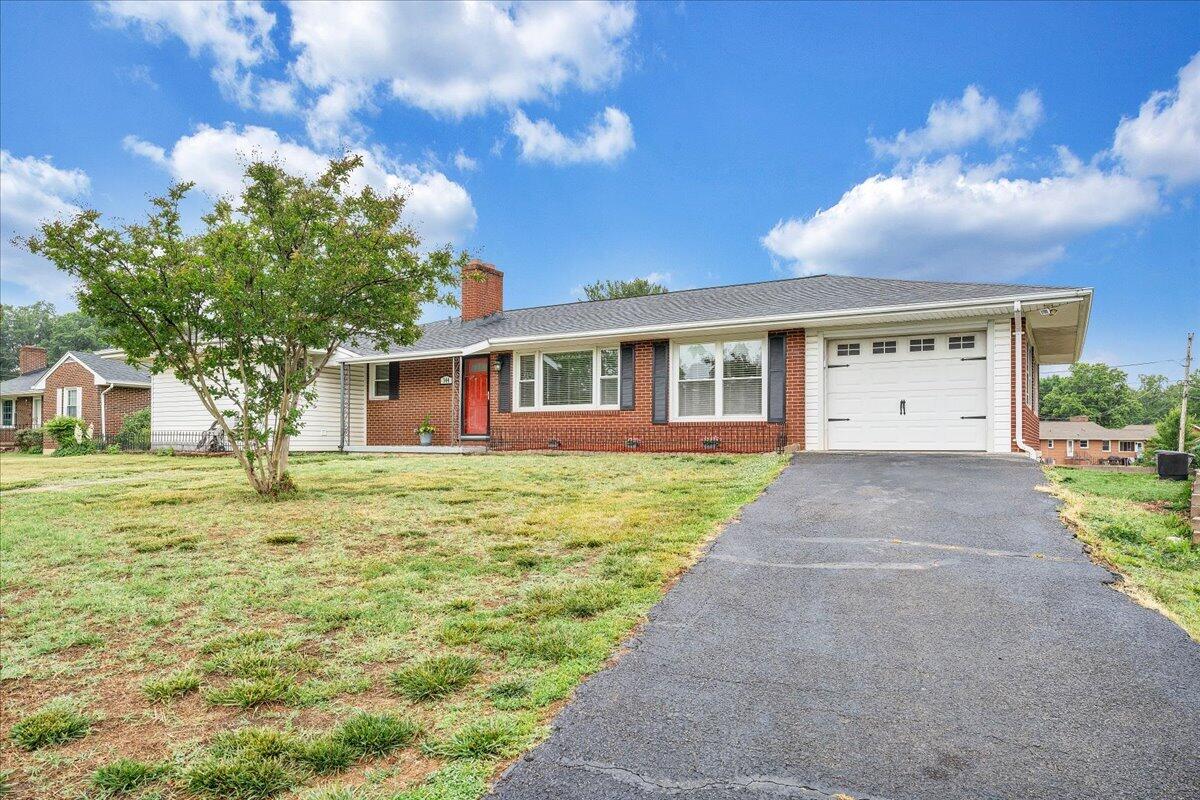 344 Keesling AVE