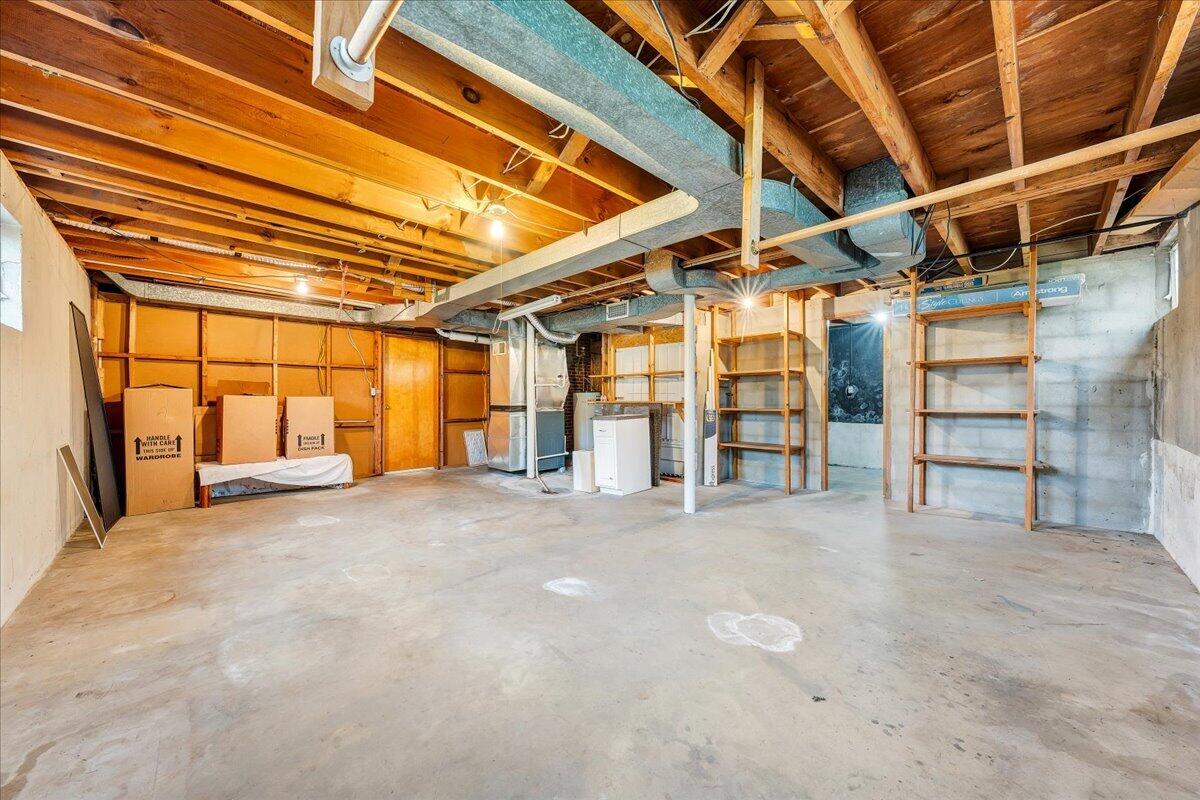 344 Keesling AVE