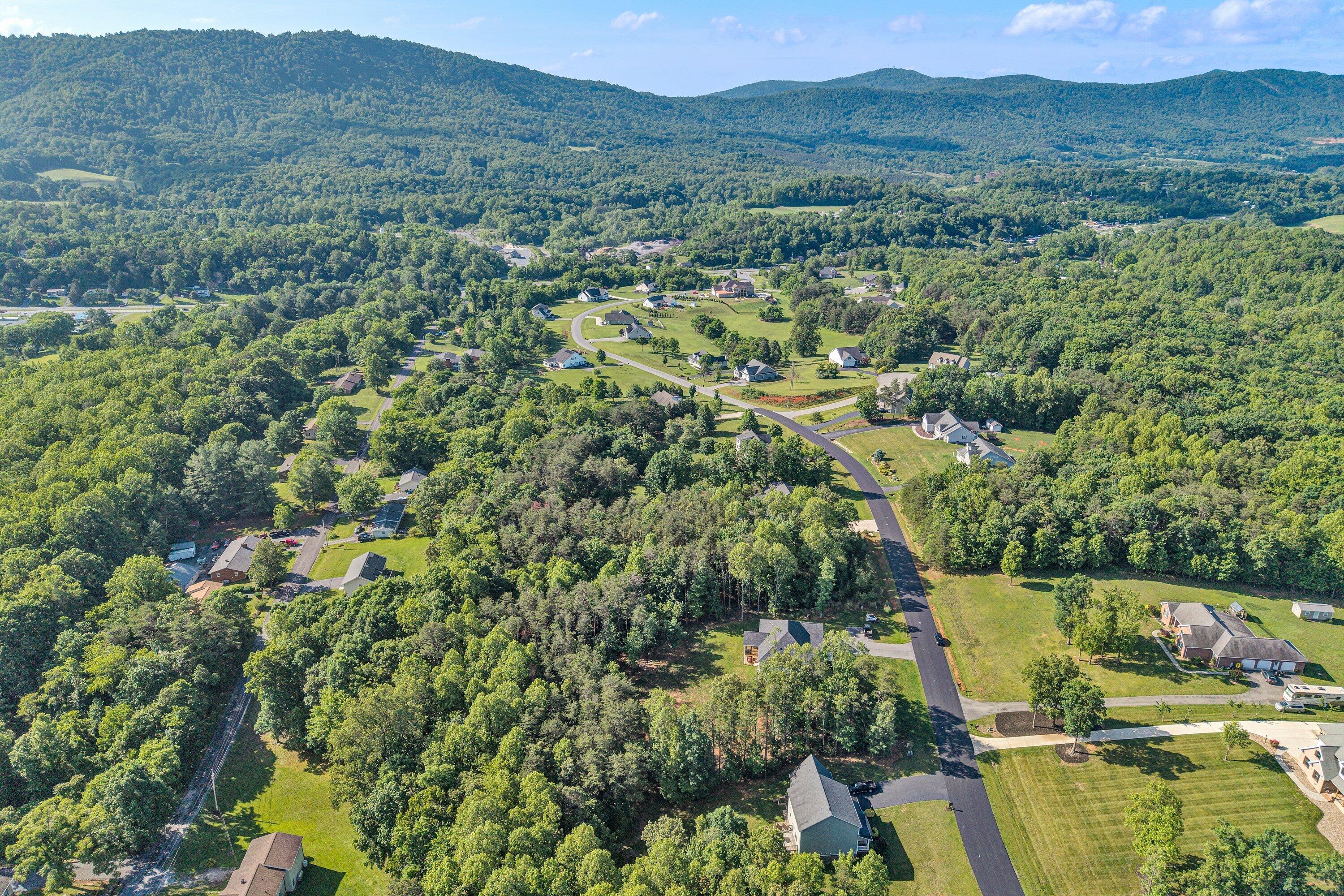 43 Thornblade WAY