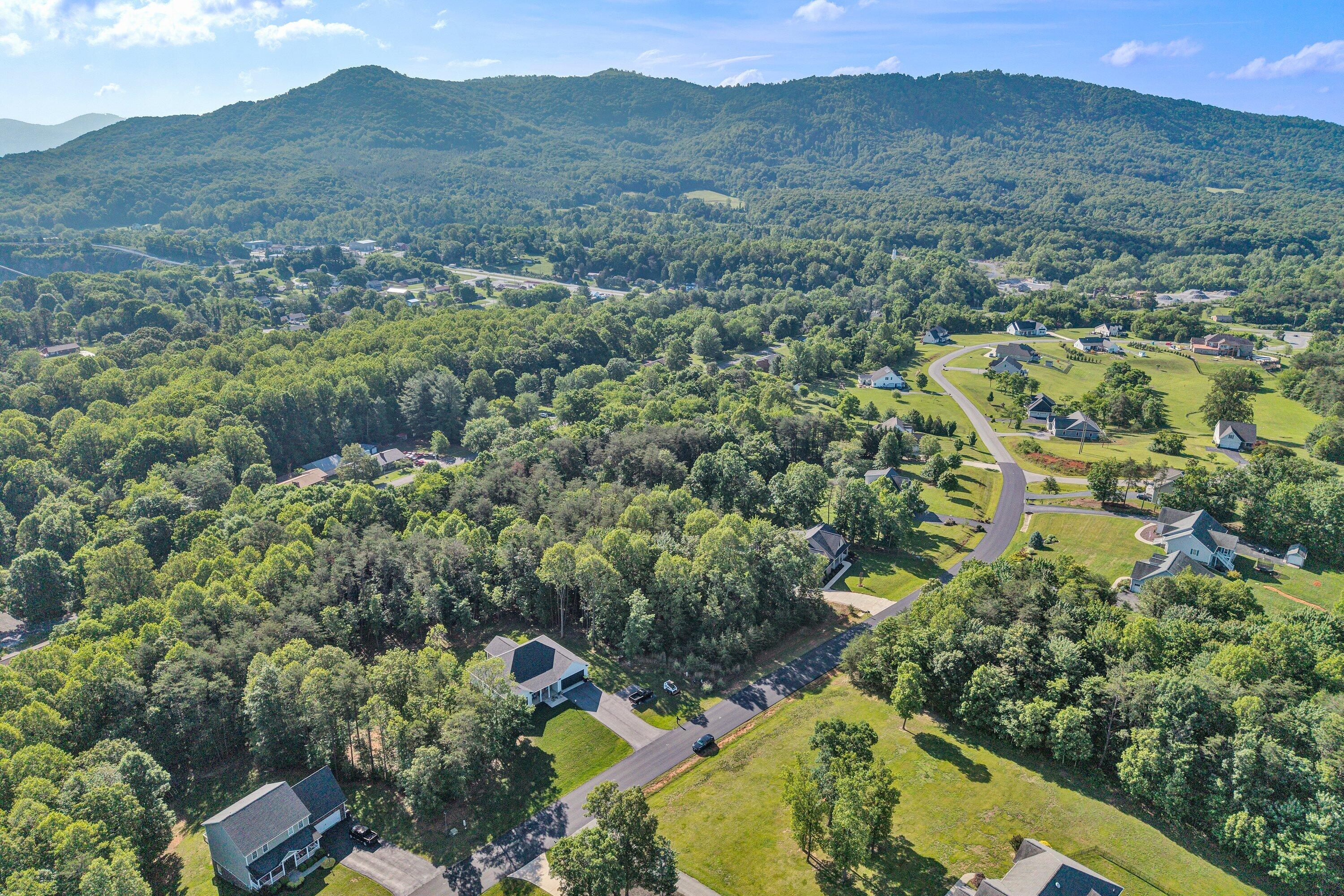 43 Thornblade WAY