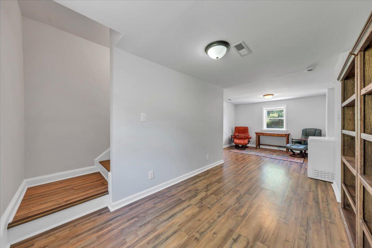 2201 Riverdale RD SE