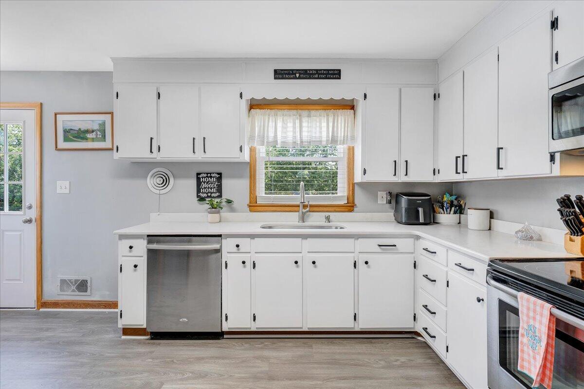 301 Lynn Haven CIR