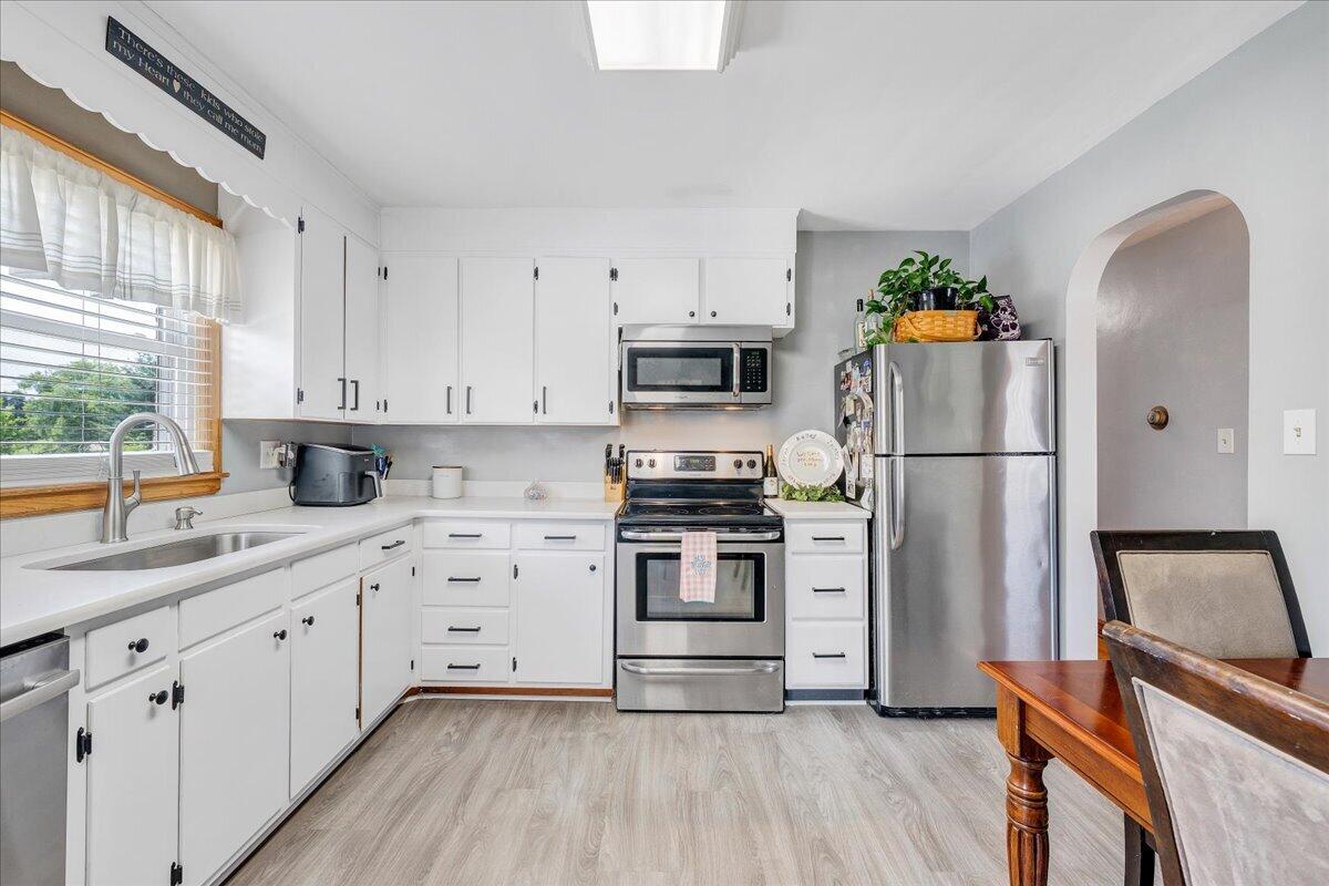 301 Lynn Haven CIR