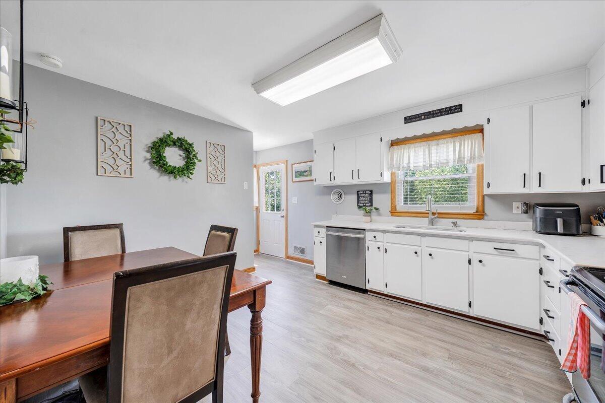 301 Lynn Haven CIR