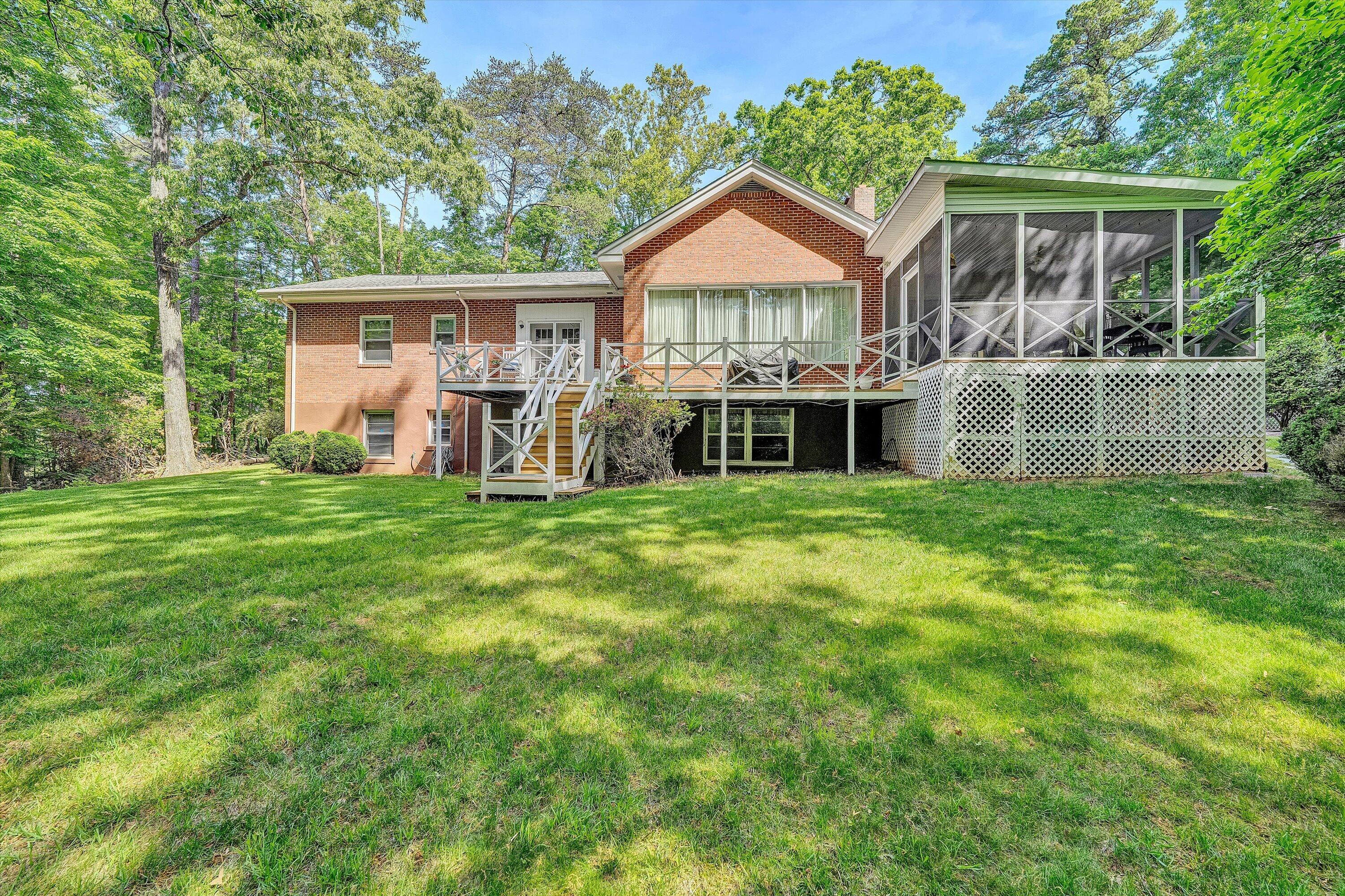1307 Valley View RD