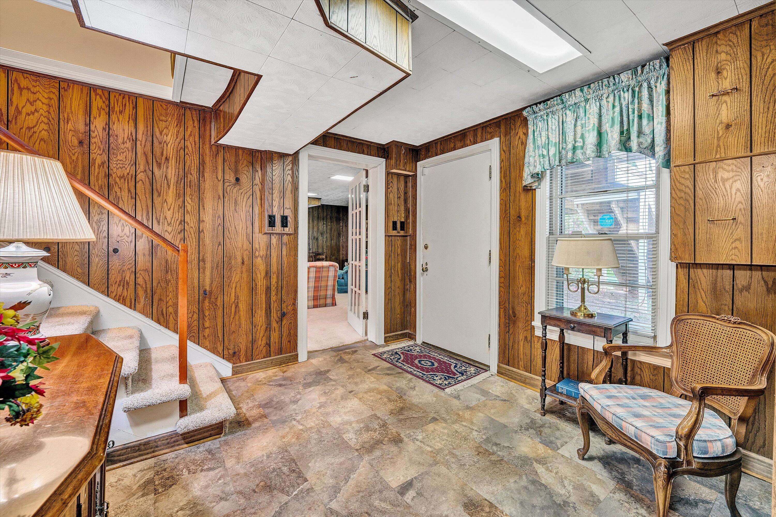 1307 Valley View RD
