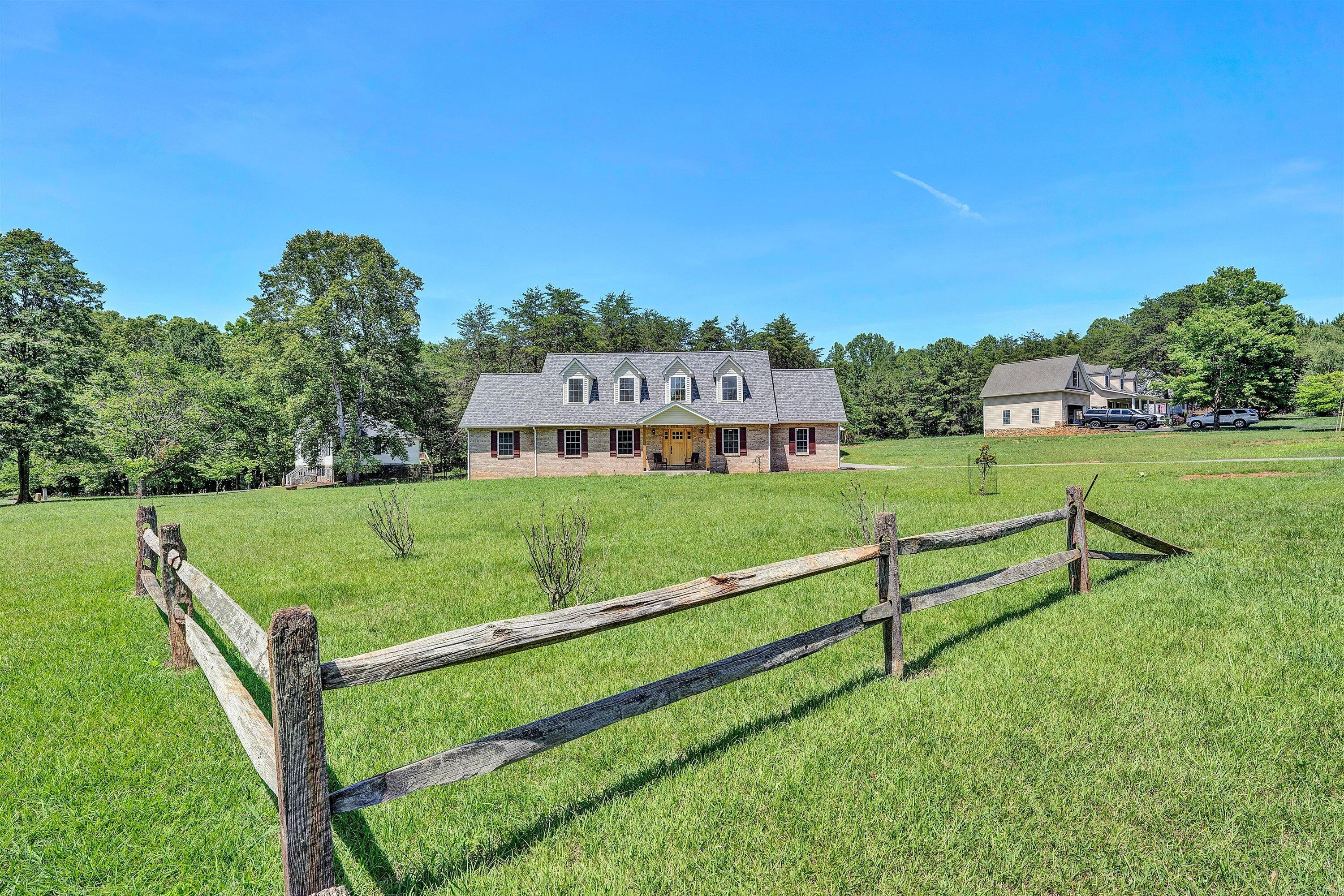 2651 Timberwood LN