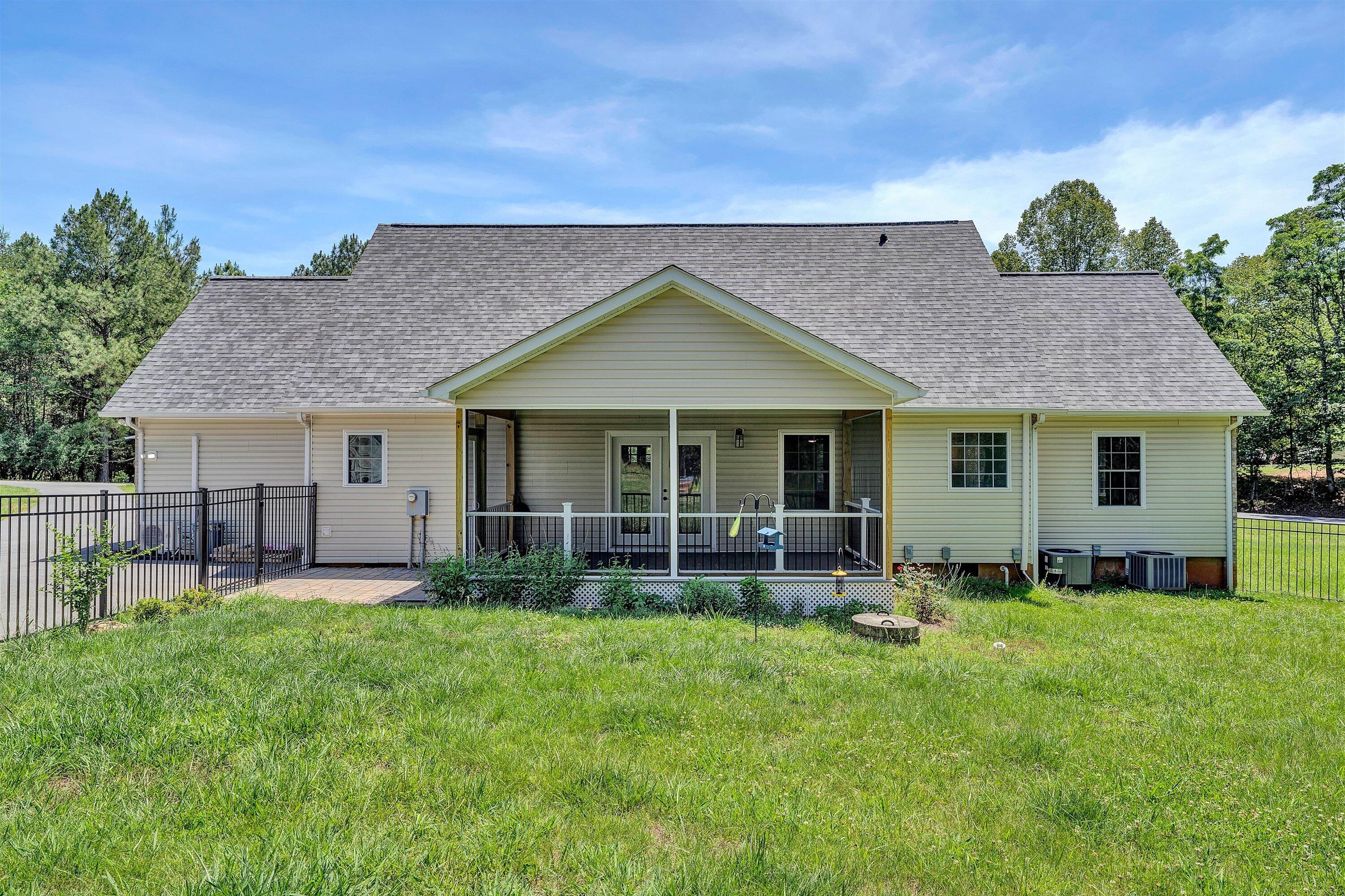 2651 Timberwood LN