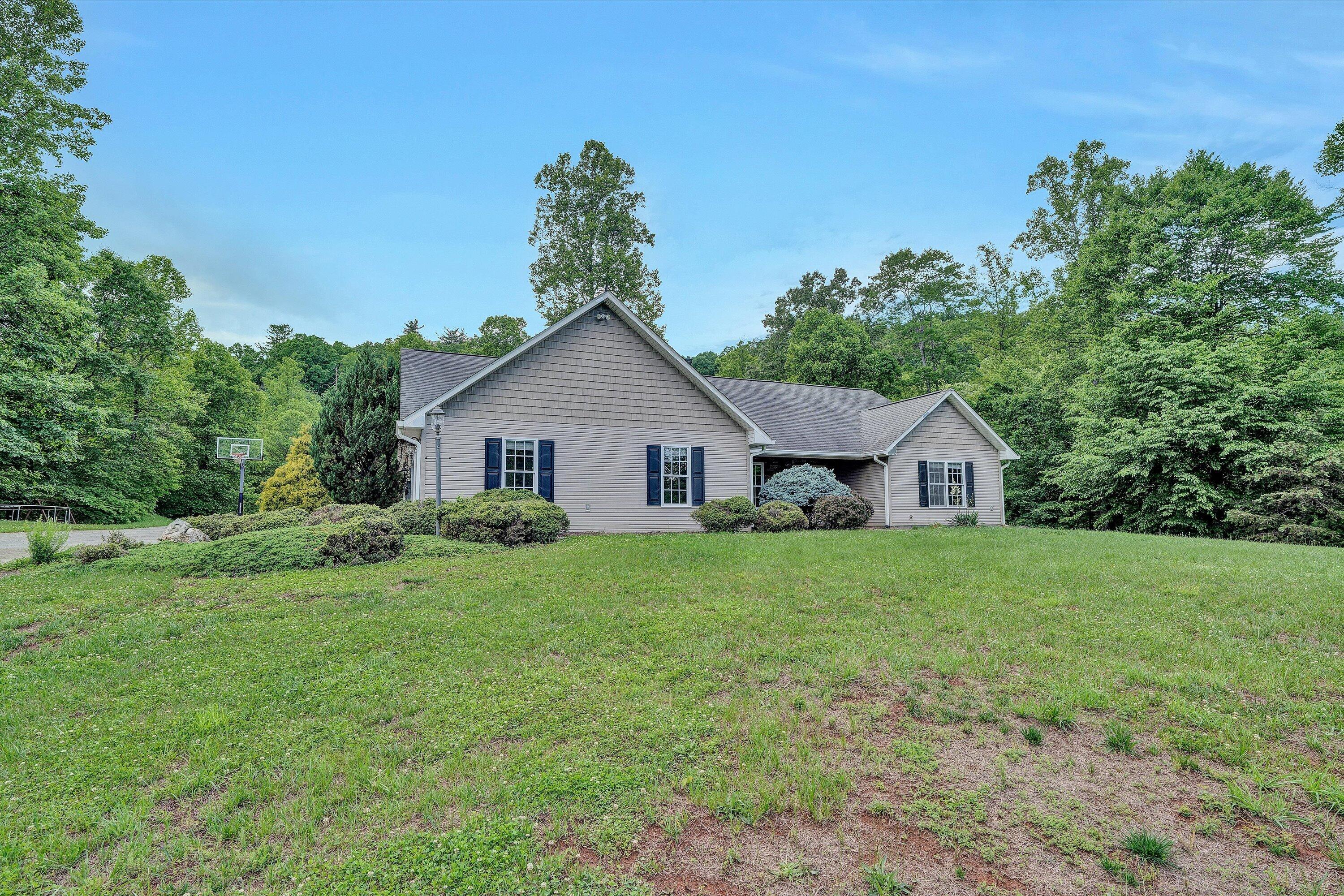 1955 Poplar View RD