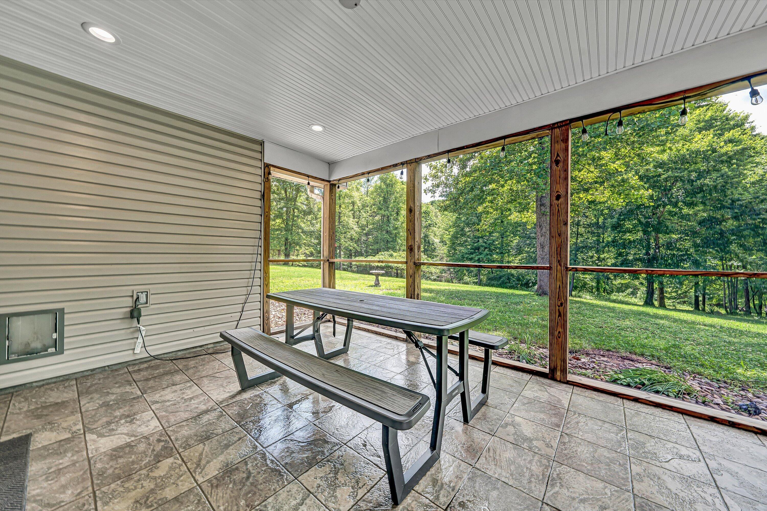 1955 Poplar View RD