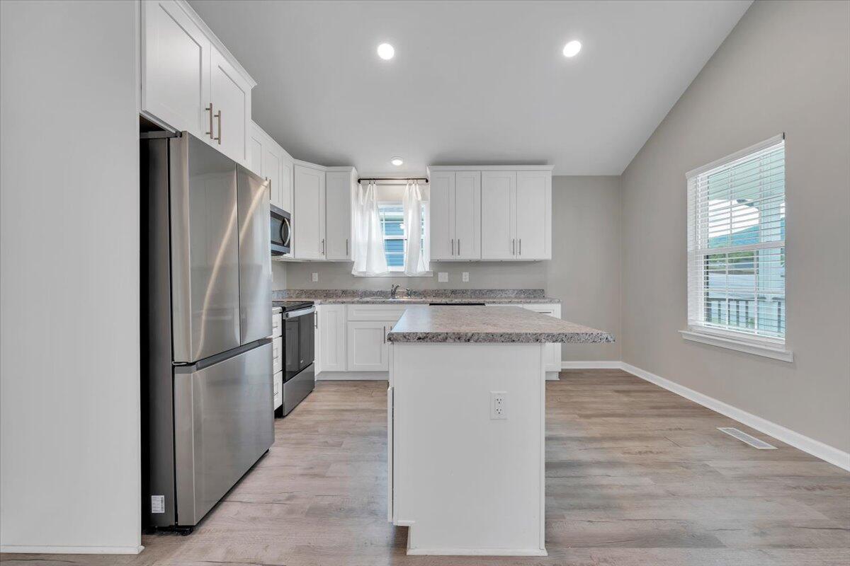1732 Marvin ST SE