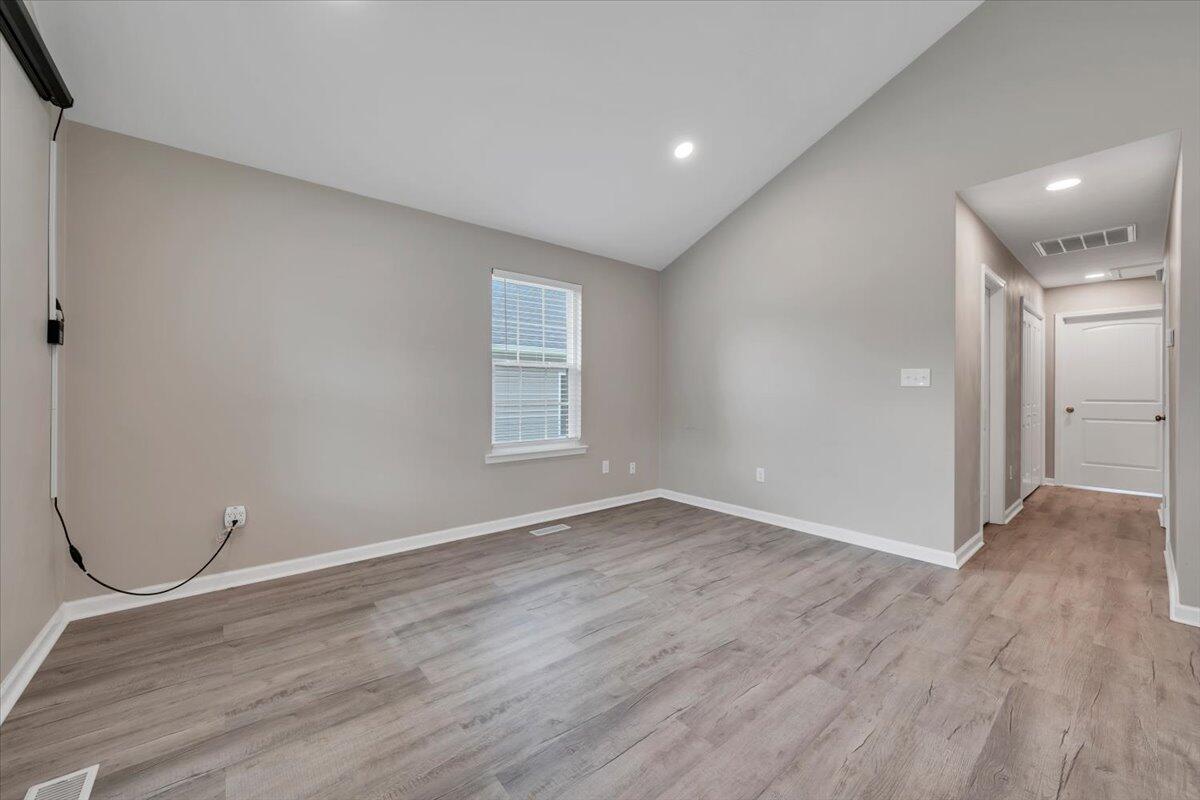 1732 Marvin ST SE