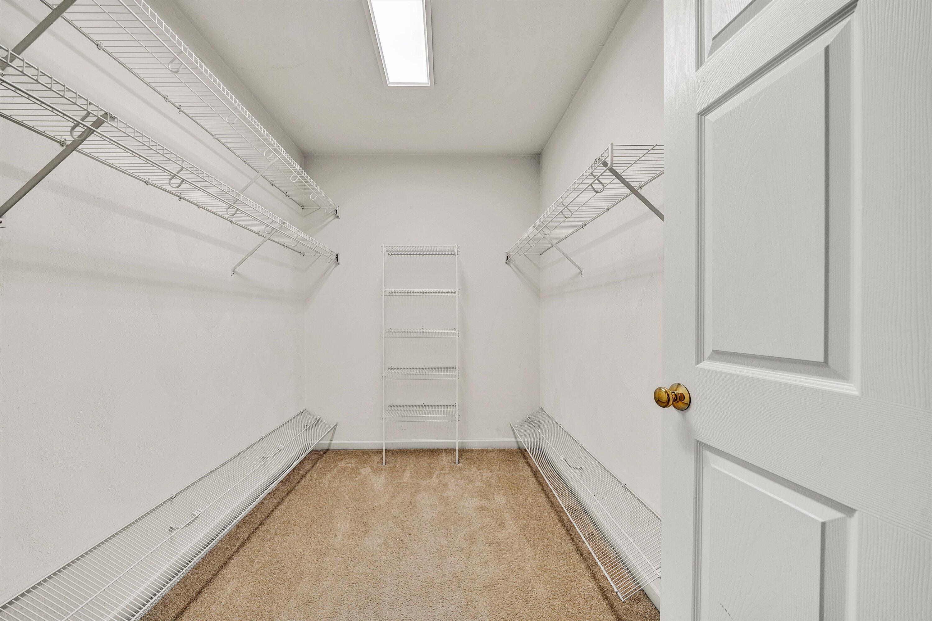 4438 Pheasant Ridge RD Unit: APT 202