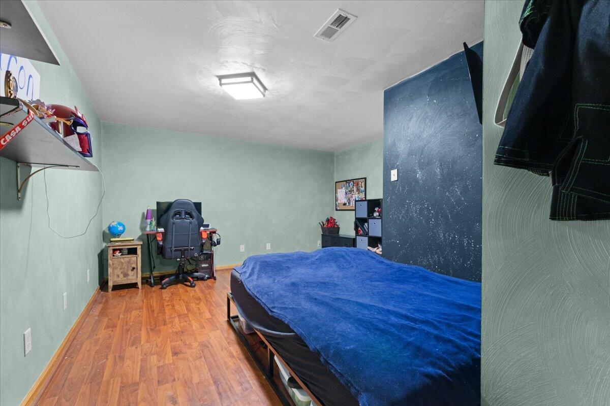 4636 Afton LN