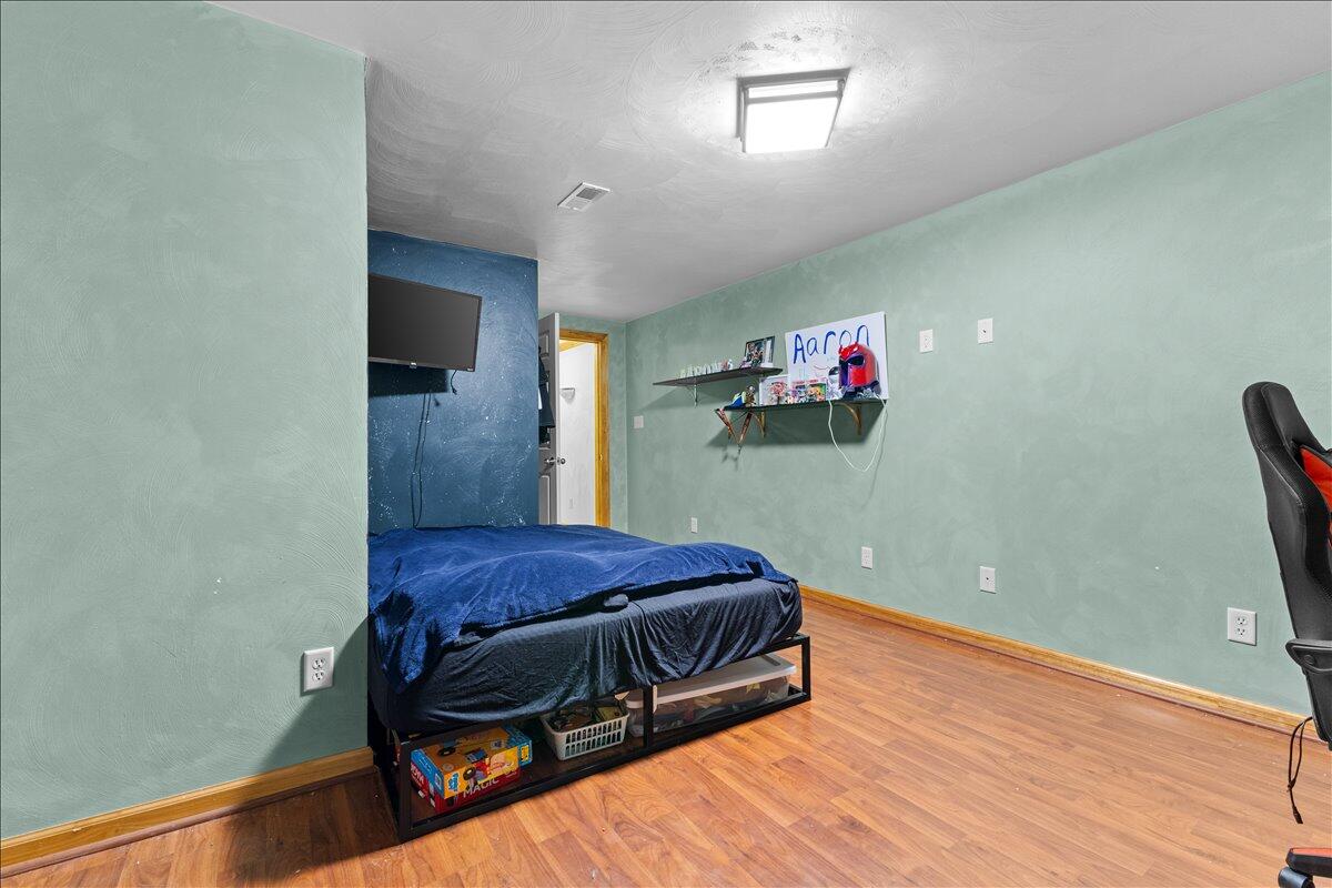 4636 Afton LN