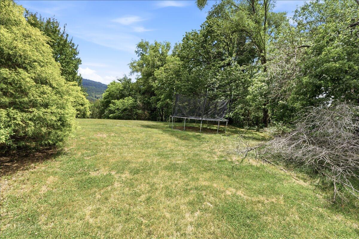 4636 Afton LN