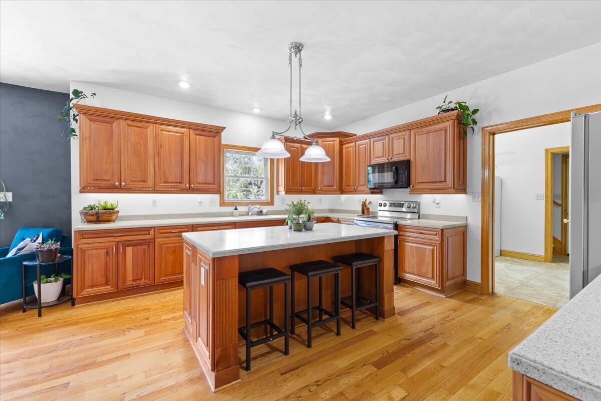 4636 Afton LN