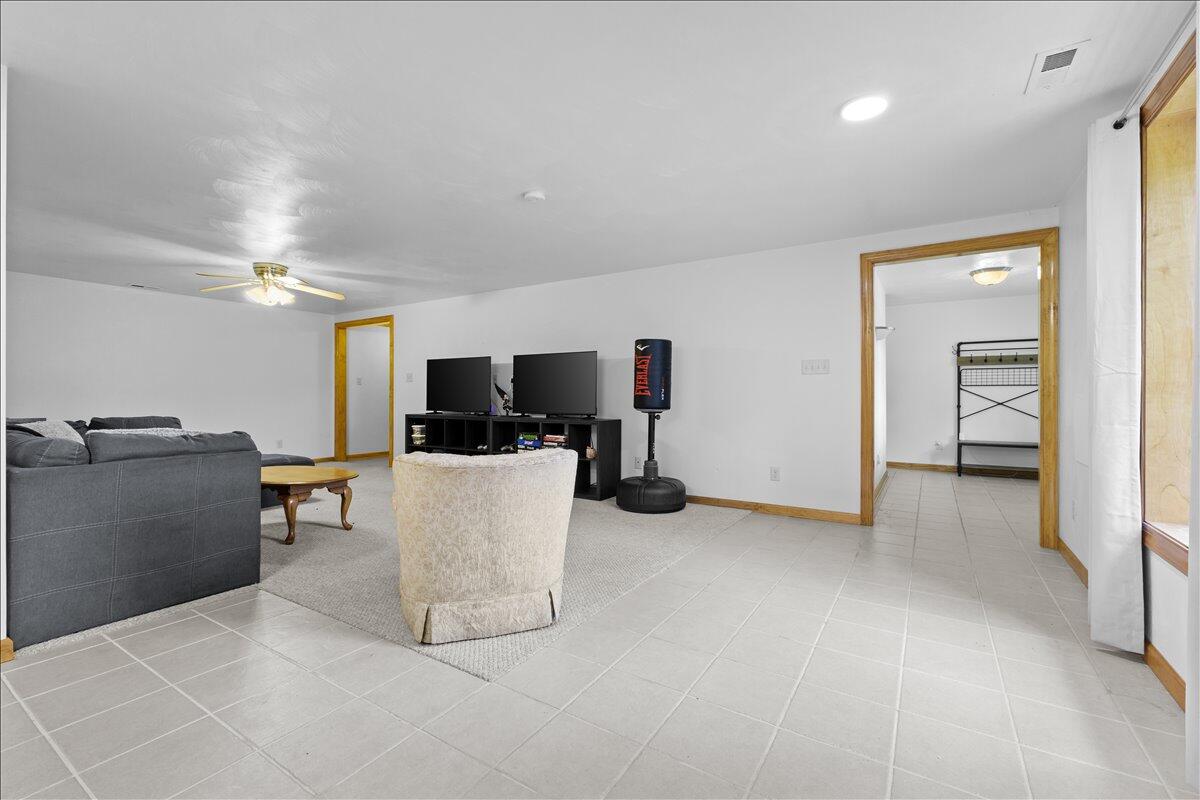 4636 Afton LN