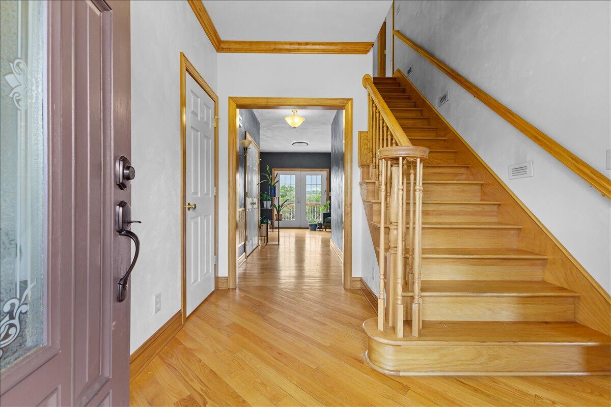 4636 Afton LN
