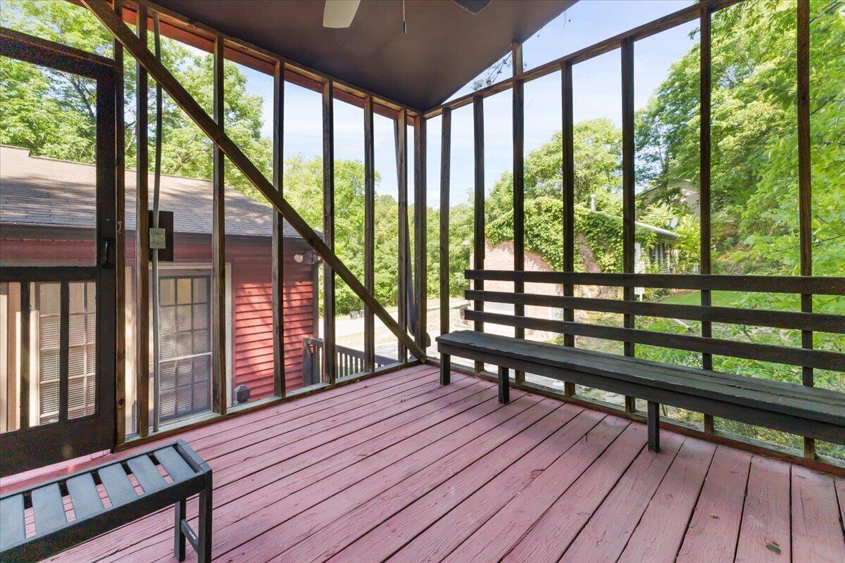 3131 Green Ridge RD