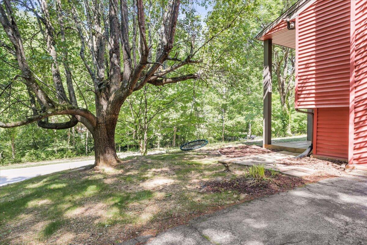 3131 Green Ridge RD