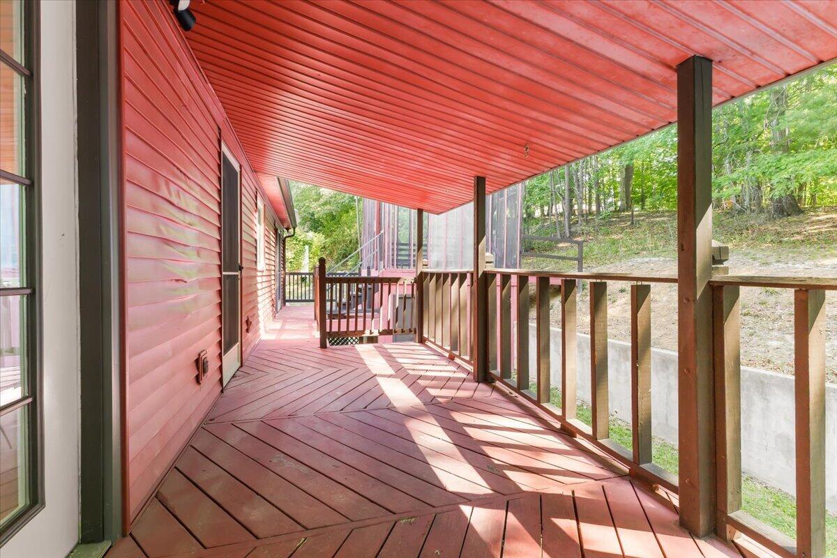 3131 Green Ridge RD