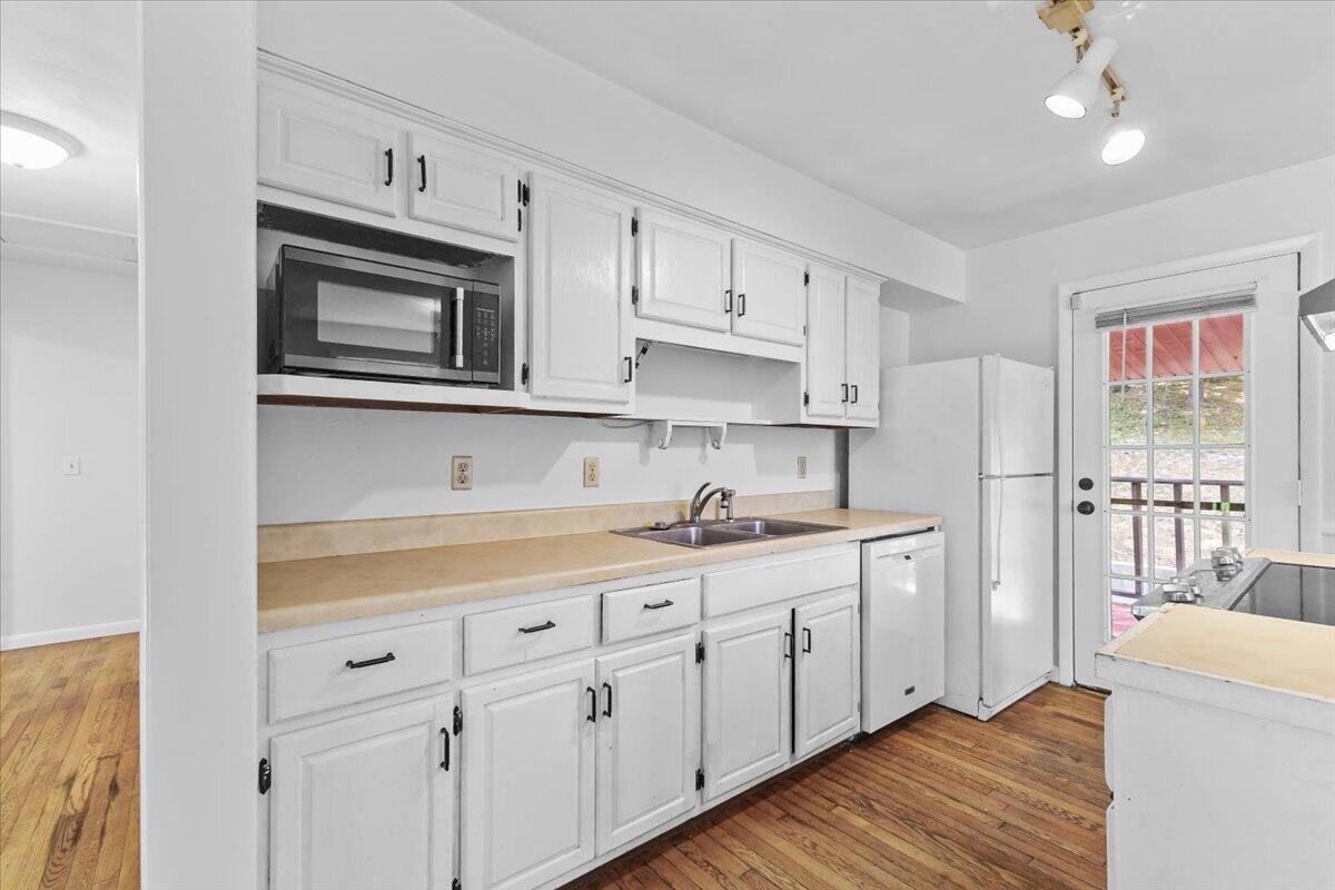 3131 Green Ridge RD