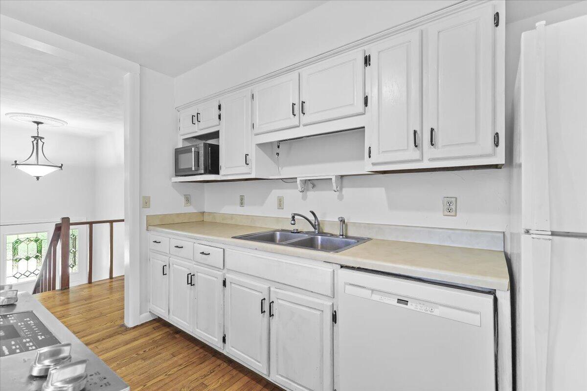 3131 Green Ridge RD