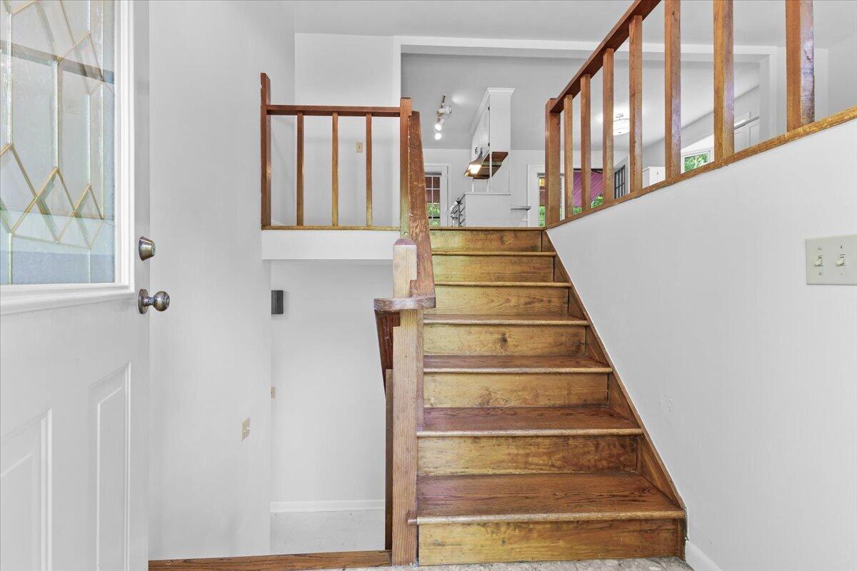 3131 Green Ridge RD
