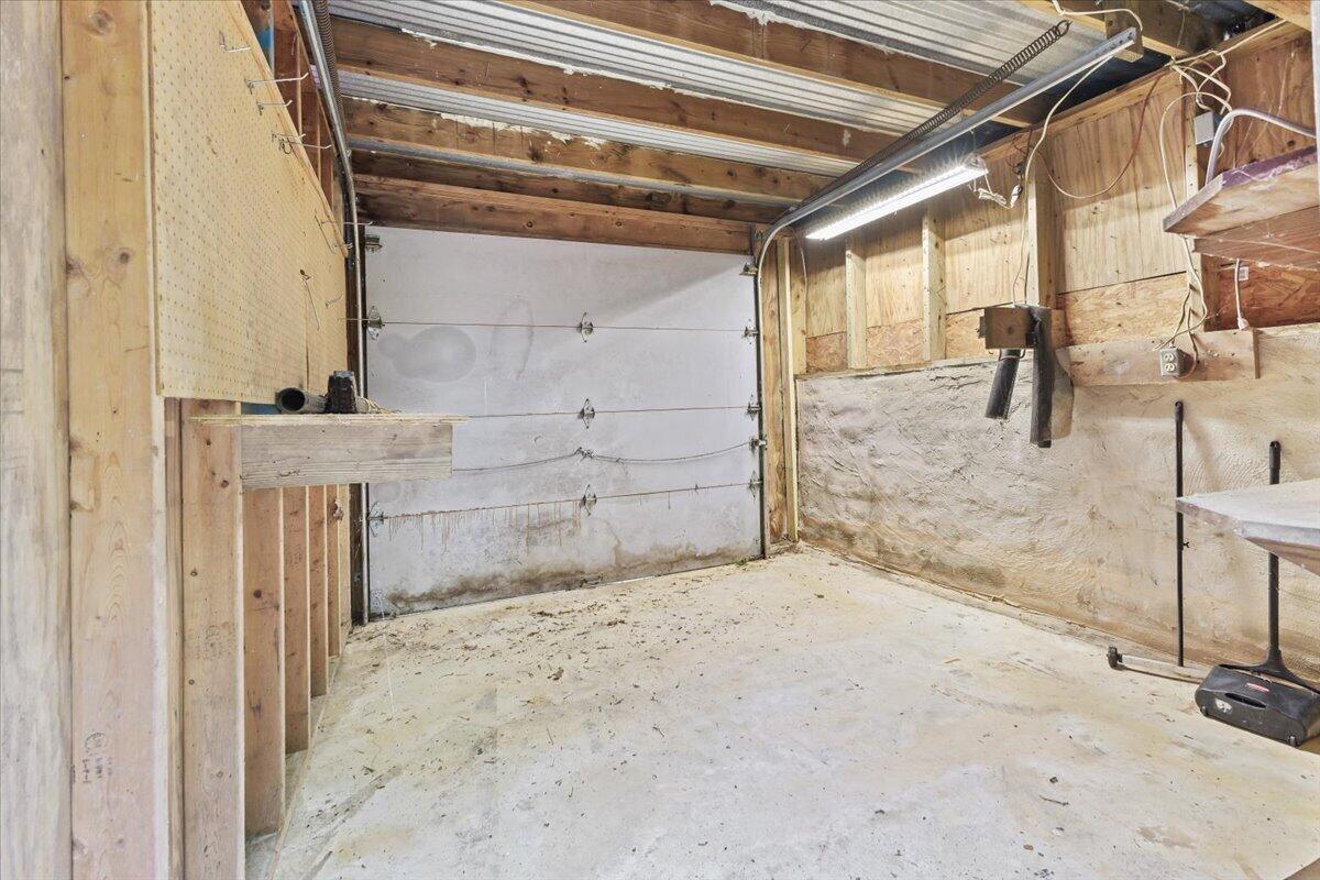 3131 Green Ridge RD
