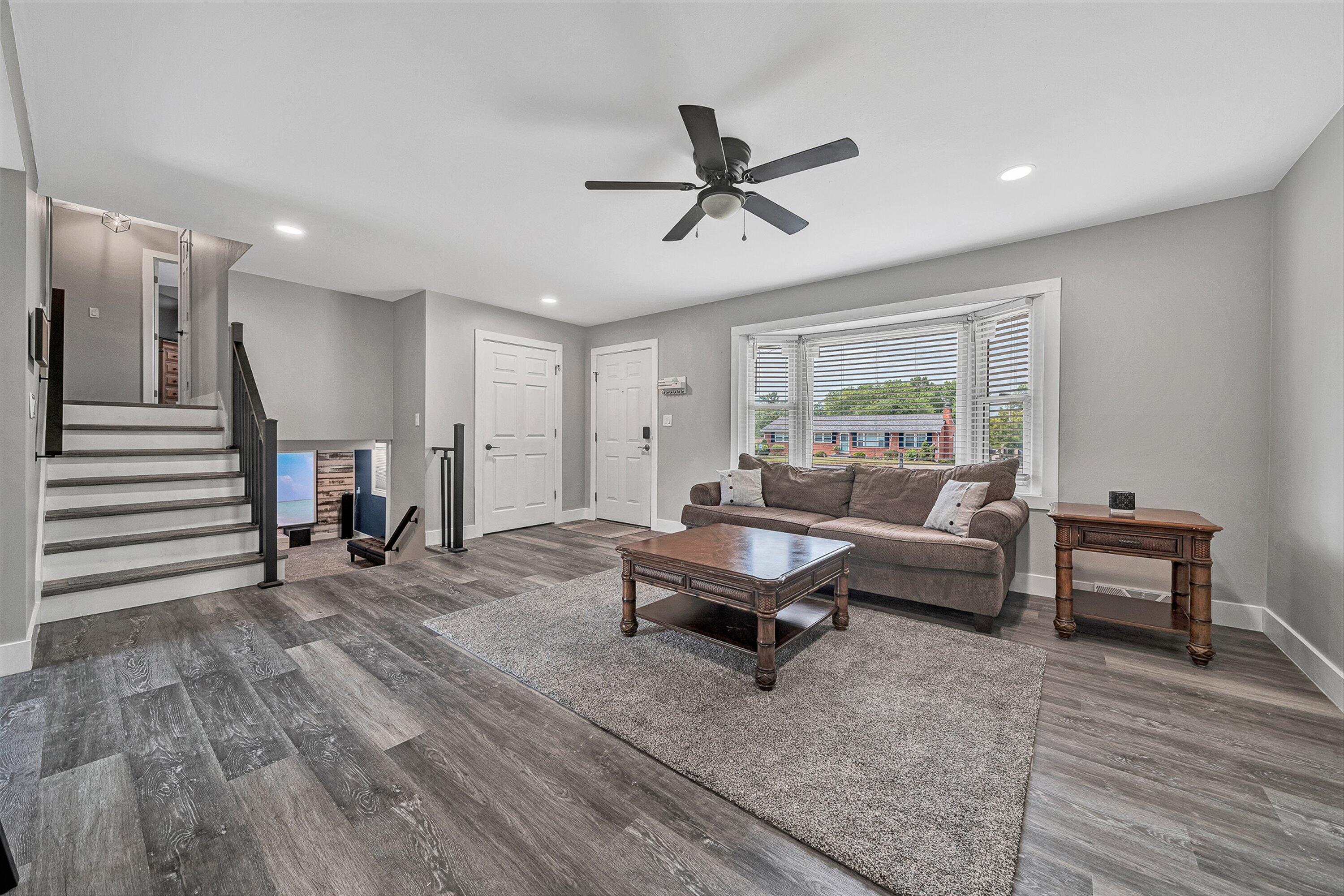 358 Keesling AVE
