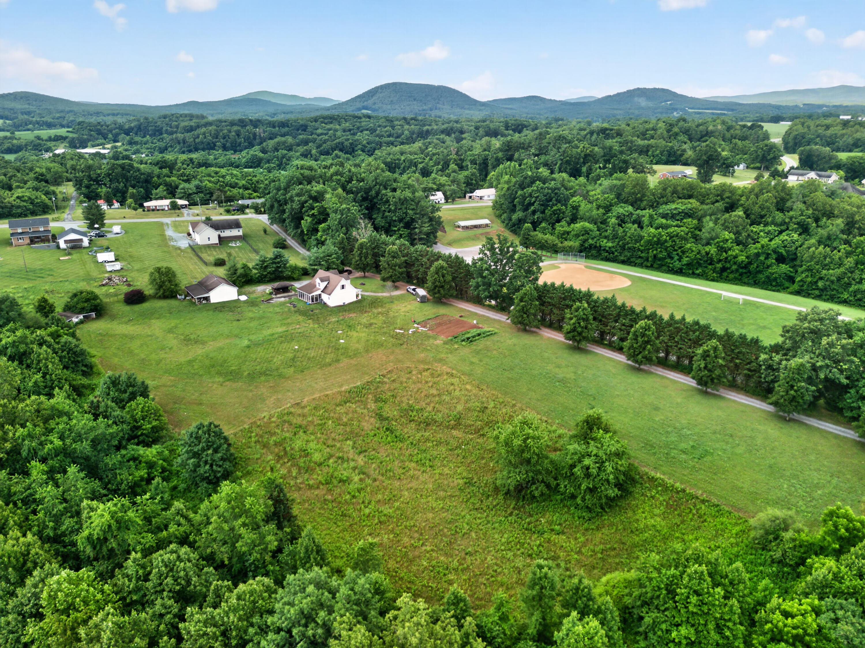 2326 Callaway RD