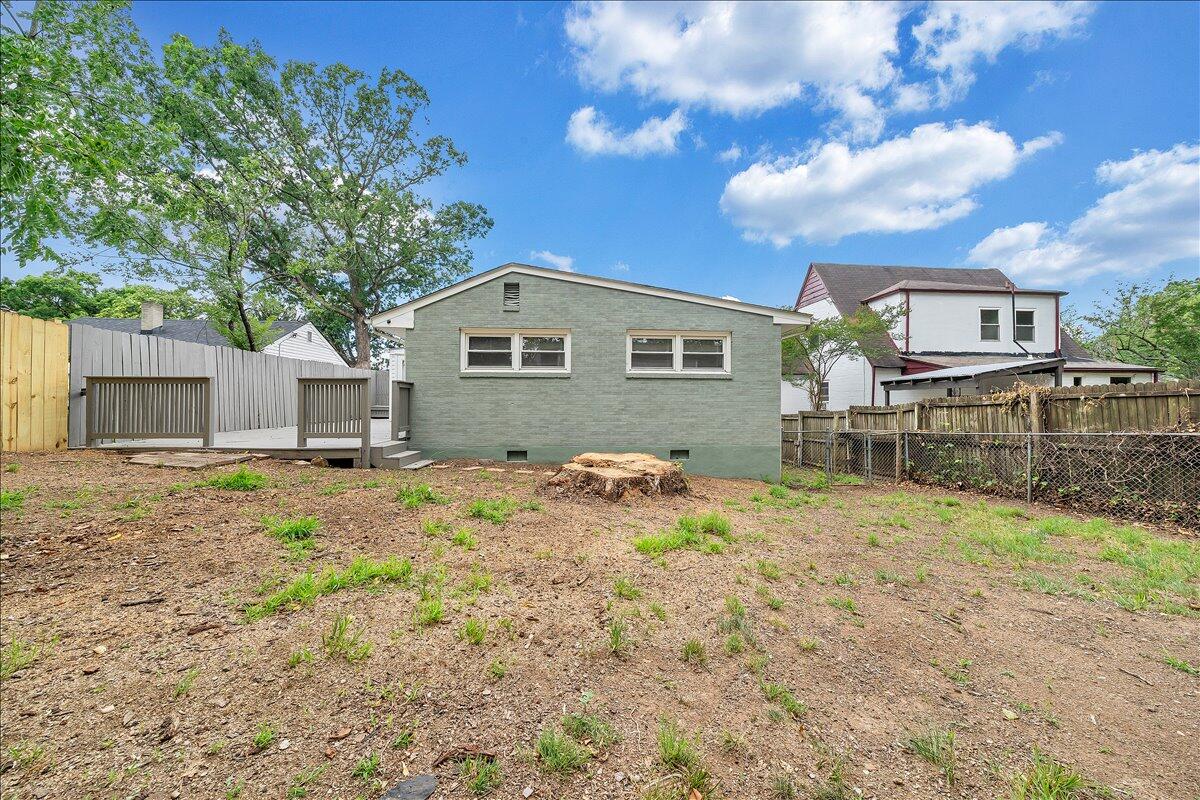 2001 Colgate ST NE