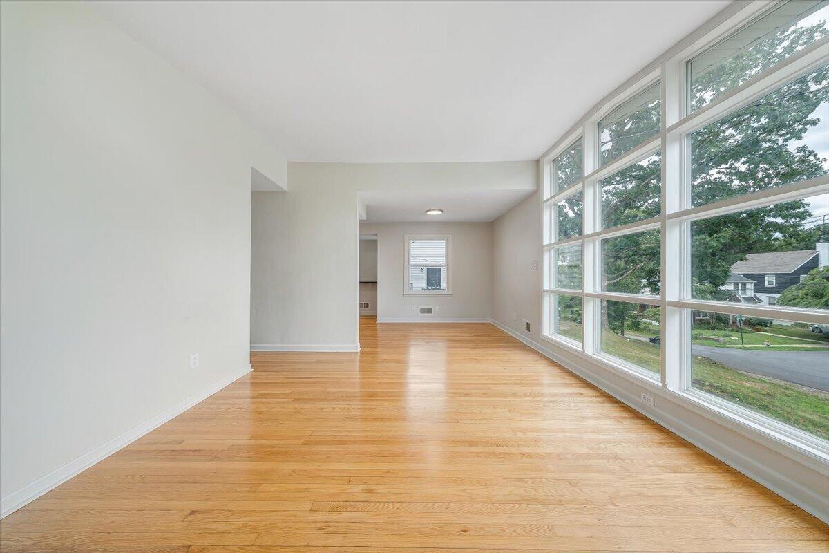 2001 Colgate ST NE