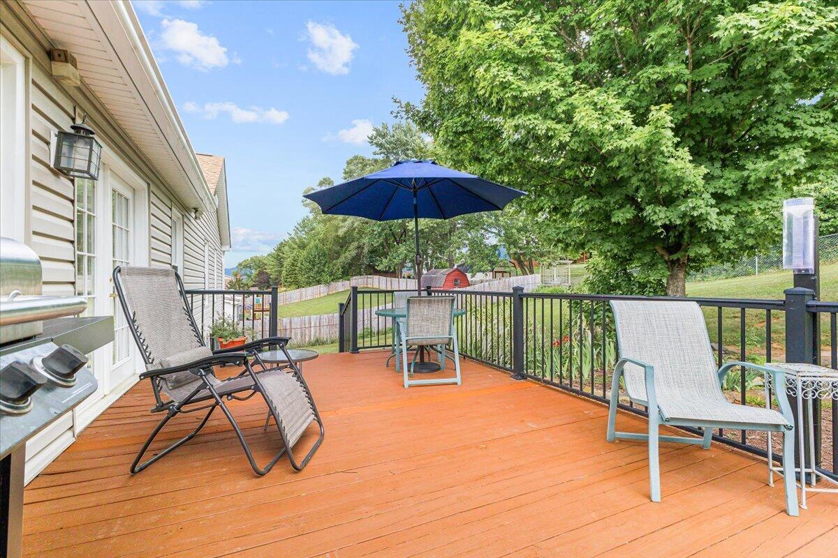 5145 Jonathan LN