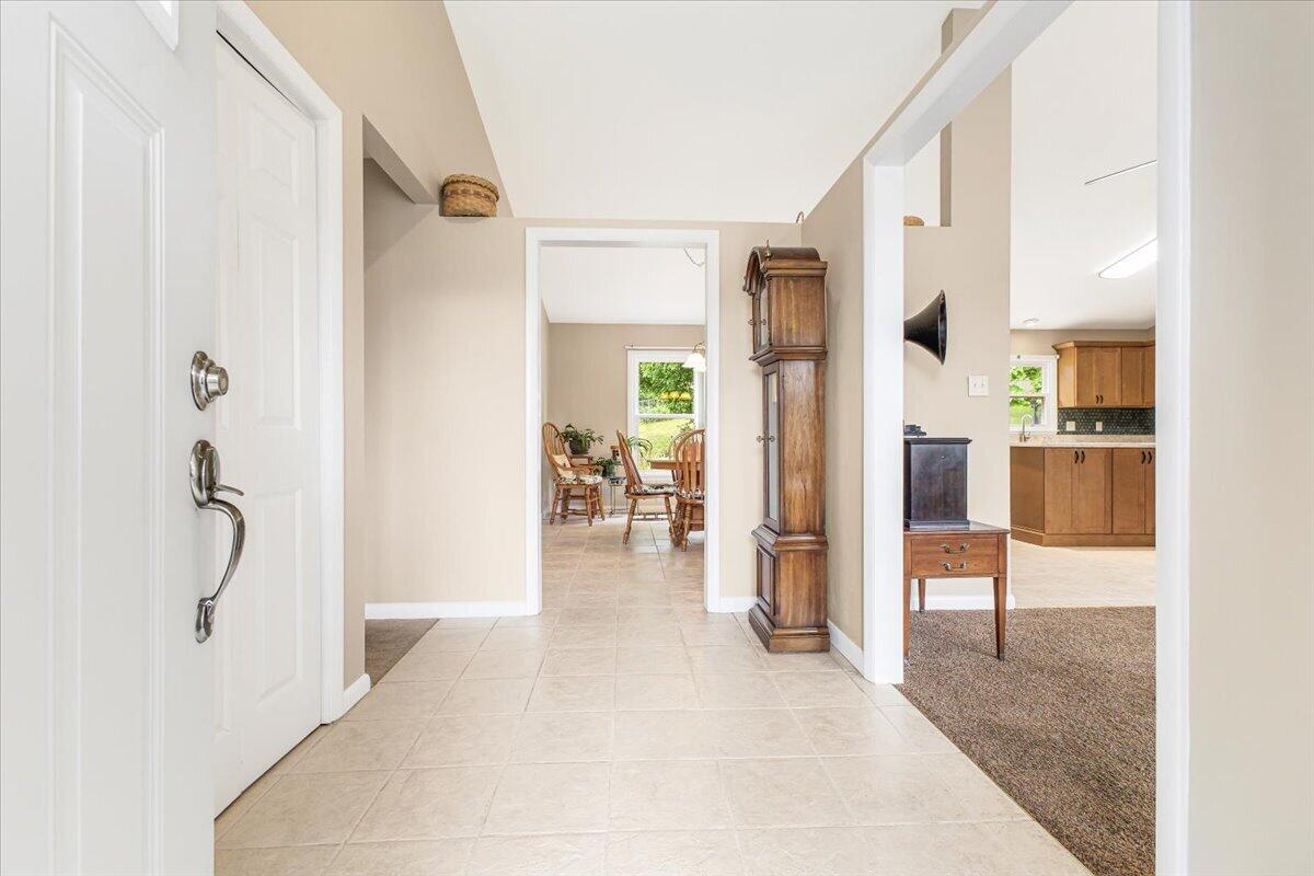 5145 Jonathan LN